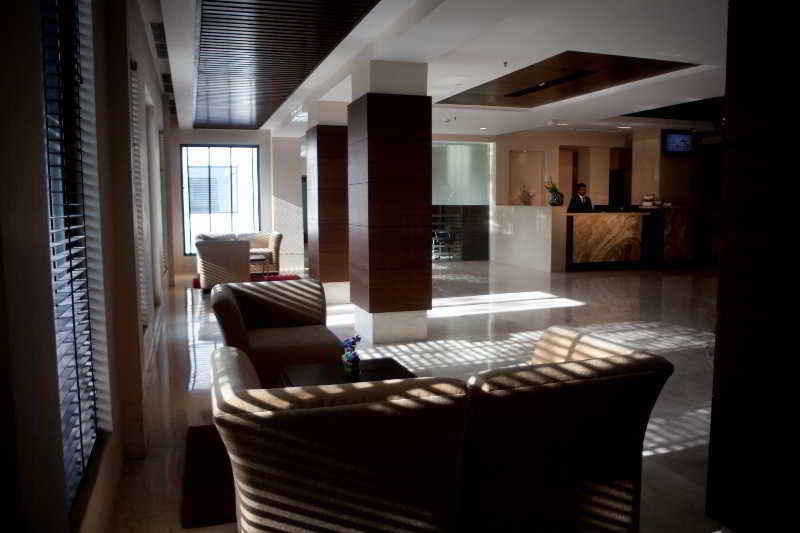 Vibe By The Lalit Traveller Hotell Faridabad Exteriör bild